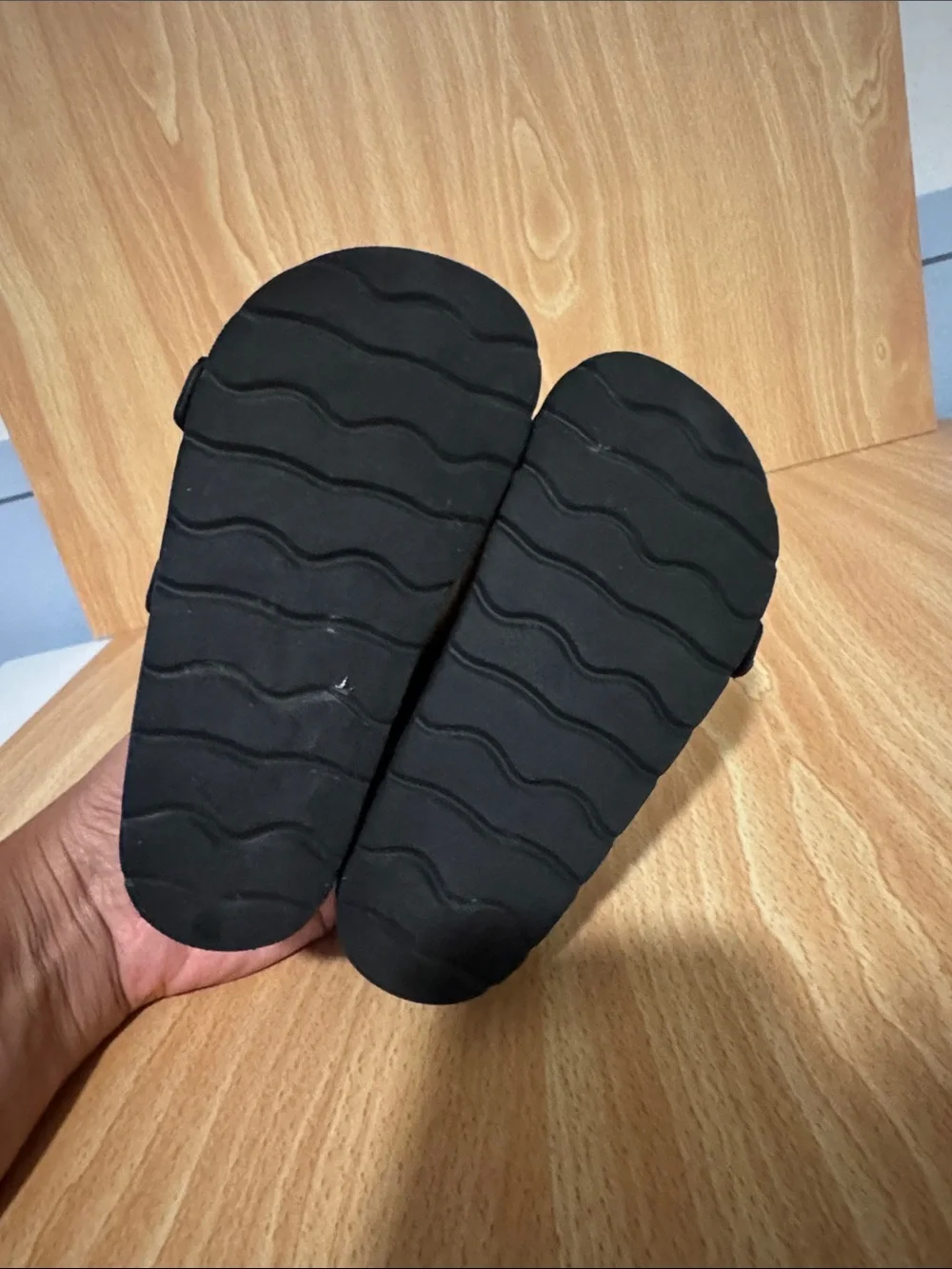 Black Sandals -8C